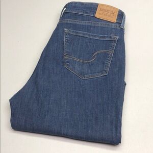 LEVI SIGNATURE SHAPING HIGH-RISE STRAIGHT JEANS 8/29x30 ⭐️